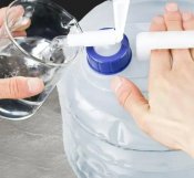 Раскладная фляга-баклажка-емкость для воды с ручкой и вентилем 2 л