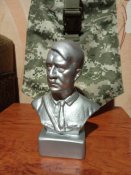 Бюст Гитлера