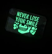 Морал патч «Never lose your smile» lasercut mc/gl