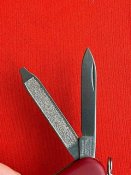 Victorinox Сlassic SD RED Оригинал(БЕЗ рекламы и надписей!Не точеные!)
