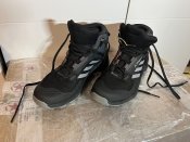 Оригинальные кроссовки Adidas Terrex Swift R3 Mid Gore-Tex Hiking Shoes Black Hr1308 (Оригинал). Размер 42,5.