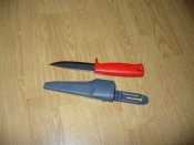 mora_red.jpg