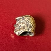 Намистина (бусина) "Gold Dead Trump" для плетіння темляків з паракорду