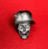 Намистина (бусина) "Nazi Scull" для плетіння темляків з паракорду