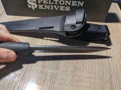 Ніж Peltonen M95