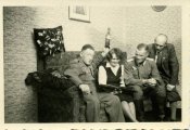 WHW значки - серія "Персонажі історій  Буша ".