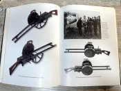 С. Б. Монетчиков. Пехотное оружие Третьего Рейха. Том 3