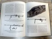 С. Б. Монетчиков. Пехотное оружие Третьего Рейха. Том 3