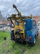 УАЗ з бурільною установкою