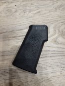 Руків’я пістолетне Magpul MOE-K® Grip. Колір: чорний