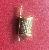 Намистина (бусина) "Меч на збруї Gold" для плетіння темляків з паракорду