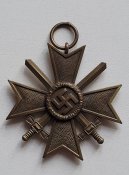 Хрест КВК з мечями