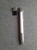 USB-флешка ручка, 16 ГБ (14,5 ГБ), білий колір, чорнила чорні, USB 2.0