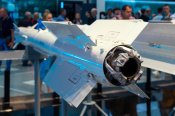 Р-73 ракета реактвний двигун. не горів (сопло, система керування елеронати та факелом вогню)