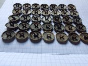 35 кительных пуговиц с разными клеймами .