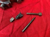 Запчастини до затвору МГ42