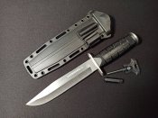 Мисливський тактичний ніж Cold Steel Leatherneck з кресалом та ліхтариком