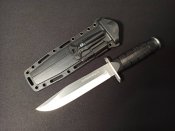Мисливський тактичний ніж Cold Steel Leatherneck з кресалом та ліхтариком