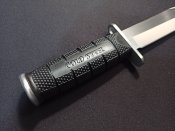 Мисливський тактичний ніж Cold Steel Leatherneck з кресалом та ліхтариком