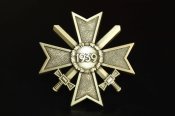 Хрест За військові заслуги з мечами 1-го класу КВК (копія) (1078)