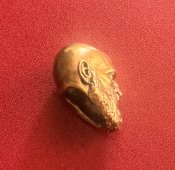 Намистина (бусина) "Gold Kratos Head" для плетіння темляків з паракорду
