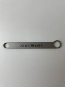 Інструмент leatherman для регулювання відкритих прицільних пристроїв і ключ 3/8