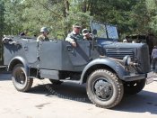 Mercedes-Benz_1500A_Ho_02-1.jpg