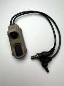 Подвійна кнопка ввімкнення перемикач для лазеру, ліхтарика чи лцу surefire, dbal a2, peq 15, inforce, m300, m600, m600c. 0011