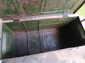 Ammunition box 25 Pounder Grenades, 4 shells.JPG.