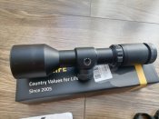 Новий оптичний приціл мінік CVL 3-9x40.