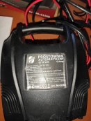 Импульсное зарядное устройство для аккумулятора Milex 6/12B 6A PA-61260 105887