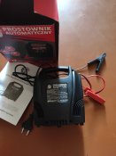 Импульсное зарядное устройство для аккумулятора Milex 6/12B 6A PA-61260 105887