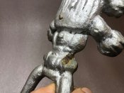 Обувной чугунный жук-лакей жук денщик ванька холуй