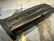 Магазин під Sig sauer P250 Compact 9mm (на 15 набоїв)