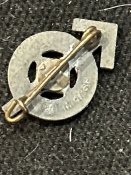 Знак за достижения в серебре. Г.Ю. с миниатюрой