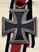 Железный Крест 2-класса 1939 год с наградным.