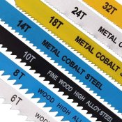 Набір з 7 пилок для лобзика в чохлі: універсальність та зручність в одному комплекті