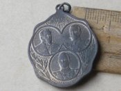 Жетон " В память Великой войньі 1914-15 ".