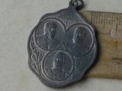 Жетон " В память Великой войньі 1914-15 ".