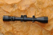 Bushnell 3-9x40+крепление.
