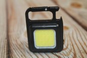 Портативний ліхтарик брелок на карабіні з магнітом Mini COB 500 lum (1753)