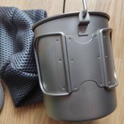 Титанова кружка-казанок Tomshoo з кришкою та складаними ручками, 750ml, нова