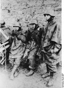 9.en poncho ardennes.jpg