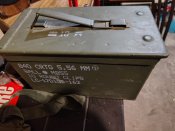 Повністю комплектне пакування , цинк з під набоїв 5.56 NATO