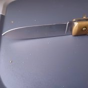 Выкидной нож