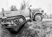 Грунтозацеп Citroën/Unic P107 или Leichter zugkraftwagen U304 (f)