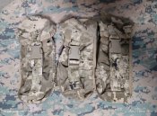 3 підсумки під 2 магазина АК.