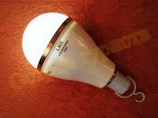 Лампа акумуляторна LED 30 W + 2 акумулятори 18650