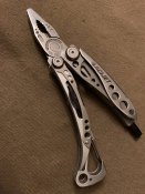 Мультитул Leatherman Skeletool / Лезерман Скелетул