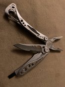 Мультитул Leatherman Skeletool / Лезерман Скелетул